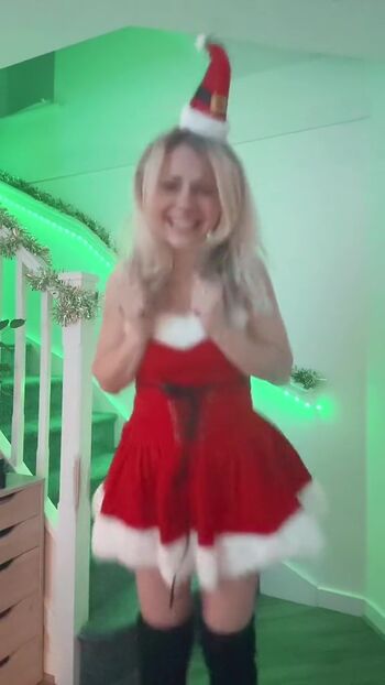 Full leaked Smileydani page private onlyfans photo