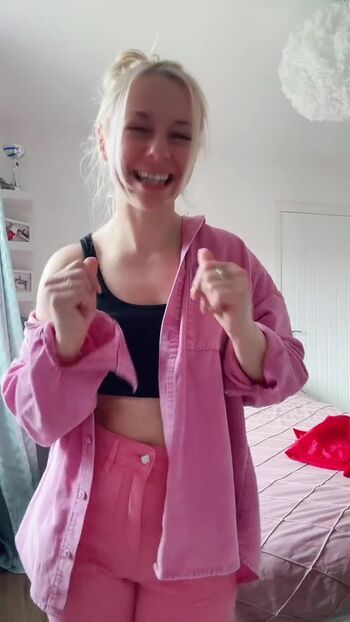 Full leaked Smileydani page private onlyfans photo