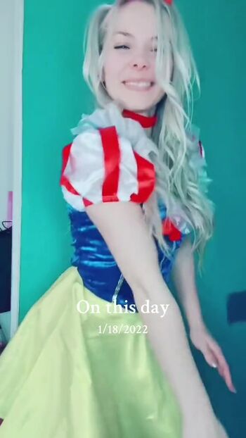 Full leaked Smileydani page private onlyfans photo