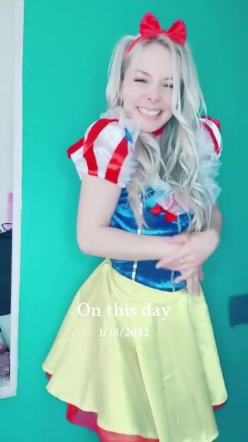 Full leaked Smileydani page private onlyfans photo