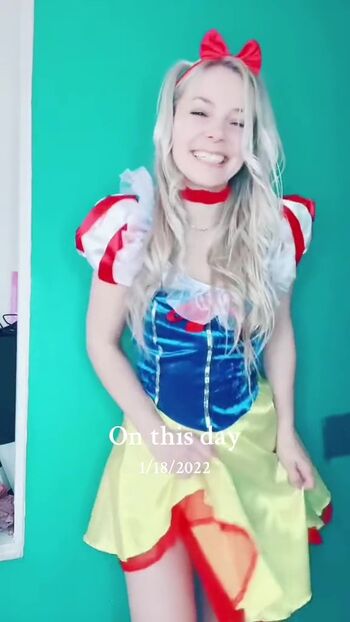 Full leaked Smileydani page private onlyfans photo