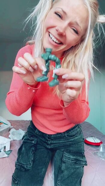 Full leaked Smileydani page private onlyfans photo