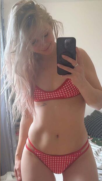 Full leaked Smileydani private onlyfans photo