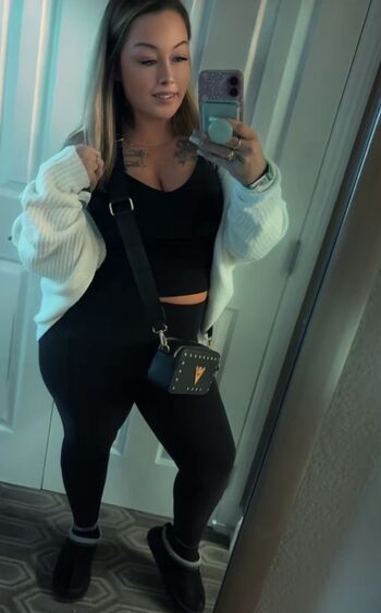 Full leaked Snicker private onlyfans photo