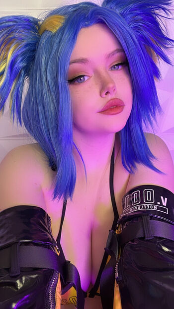 Full leaked Snomster private onlyfans photo