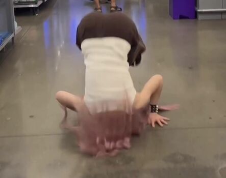 Full leaked Snowwcone private onlyfans photo