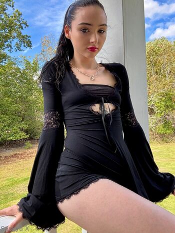 Full leaked Soakinginsaskya private onlyfans photo