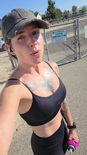 Full leaked Soe gschwind private onlyfans photo