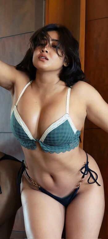 Full leaked Sofia ansari private onlyfans photo