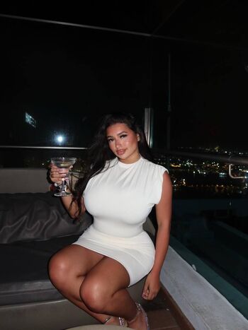 Full leaked Sofia deroian private onlyfans photo