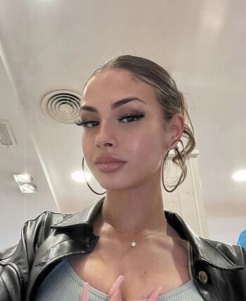 Full leaked Sofia pimenta private onlyfans photo