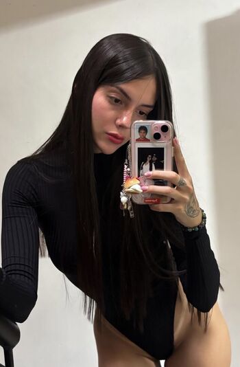 Full leaked Sofiaatreides private onlyfans photo