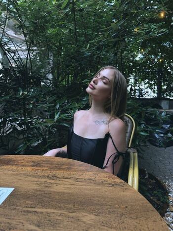 Full leaked Sofiaray private onlyfans photo