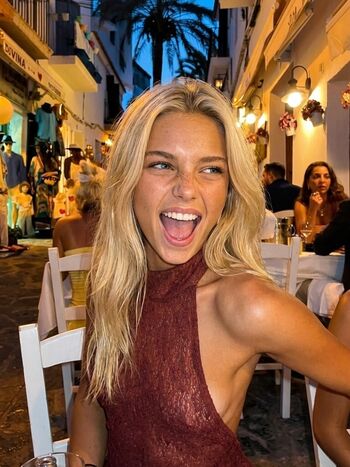 Full leaked Sofie lindholm private onlyfans photo