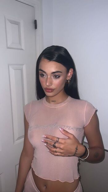 Full leaked Sofifernandez private onlyfans photo