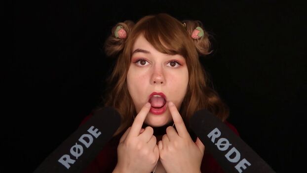 Full leaked Softlygaloshes private onlyfans photo