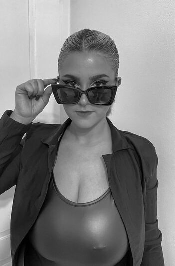 Full leaked Sofy colonna page private onlyfans photo