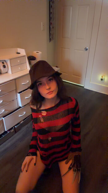 Full leaked Soggyalien private onlyfans photo