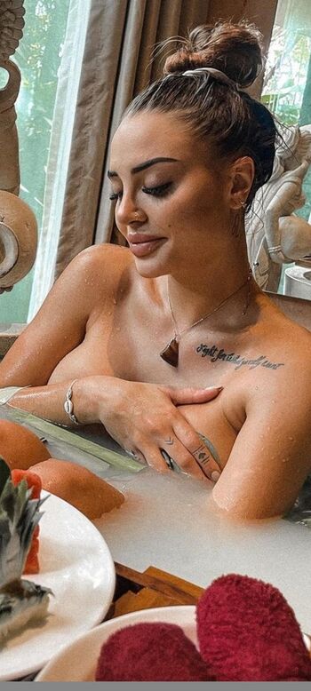 Full leaked Solene feig page private onlyfans photo