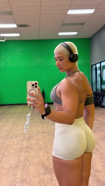 Full leaked Soleyfaye private onlyfans photo