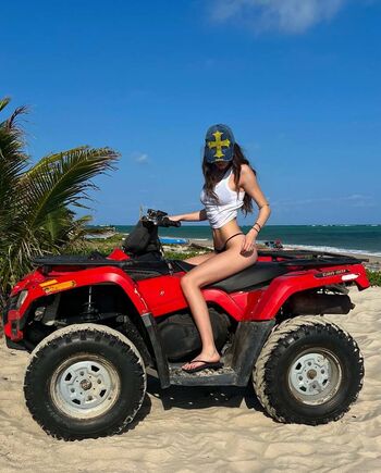 Full leaked Solveyyyy private onlyfans photo