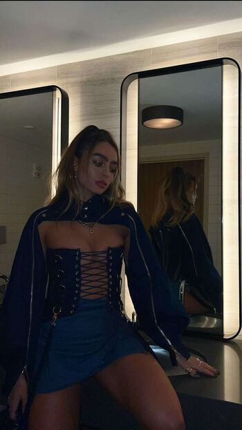 Full leaked Sommer ray page private onlyfans photo