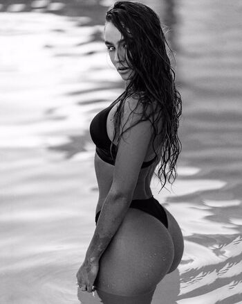 Full leaked Sommer ray private onlyfans photo