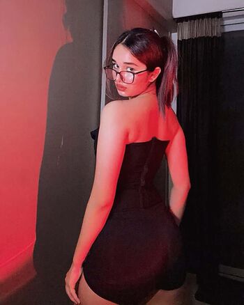 Full leaked Somya kodan page private onlyfans photo