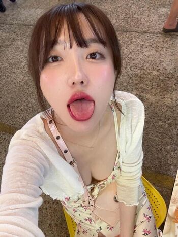 Full leaked Son ye eun page private onlyfans photo