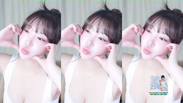 Full leaked Son ye eun page private onlyfans photo