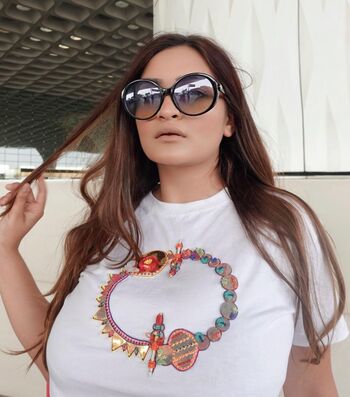 Sonali_malhotraa