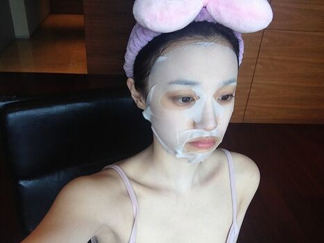 Full leaked Song yuqi private onlyfans photo