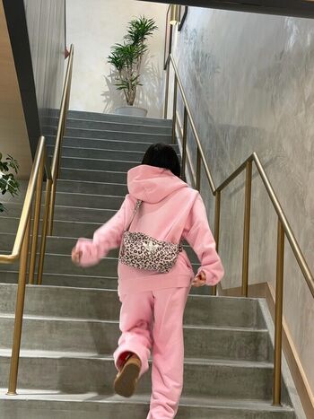 Full leaked Song yuqi private onlyfans photo