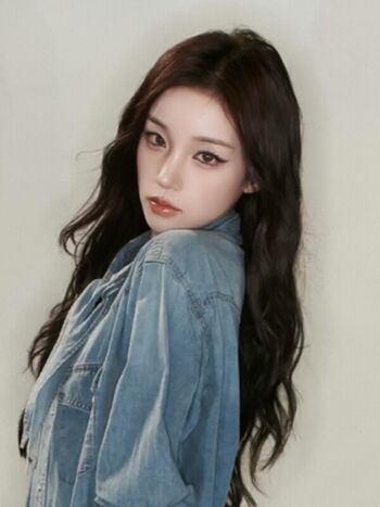 Full leaked Song yuqi page private onlyfans photo