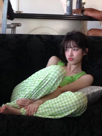 Full leaked Song yuqi page private onlyfans photo