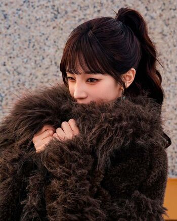 Full leaked Song yuqi private onlyfans photo