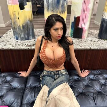 Full leaked Soniaalxis private onlyfans photo