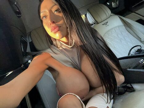 Full leaked Soniaalxis private onlyfans photo