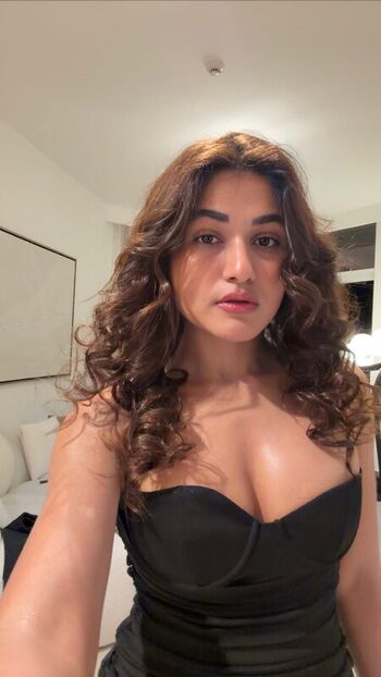 Full leaked Soniya singh khatri private onlyfans photo