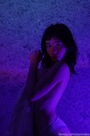 Full leaked Sonneko private onlyfans photo