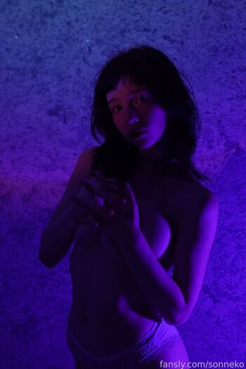 Full leaked Sonneko private onlyfans photo