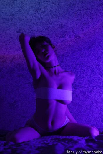 Full leaked Sonneko private onlyfans photo