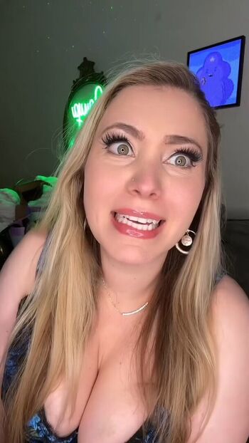 Full leaked Sonya maya private onlyfans photo