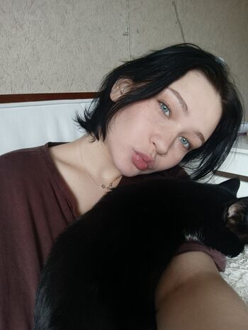 Full leaked Sonyaployka private onlyfans photo