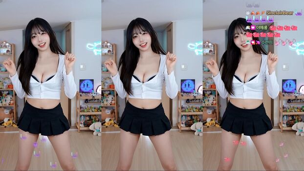 Full leaked Sooflower page private onlyfans photo