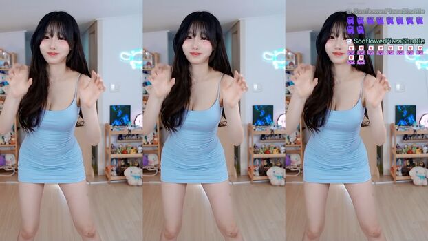 Full leaked Sooflower private onlyfans photo