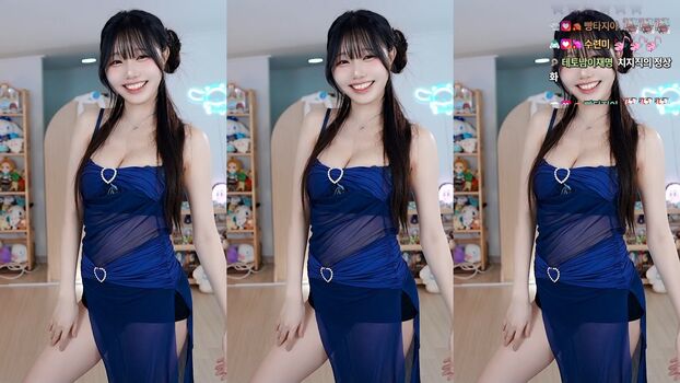 Full leaked Sooflower page private onlyfans photo