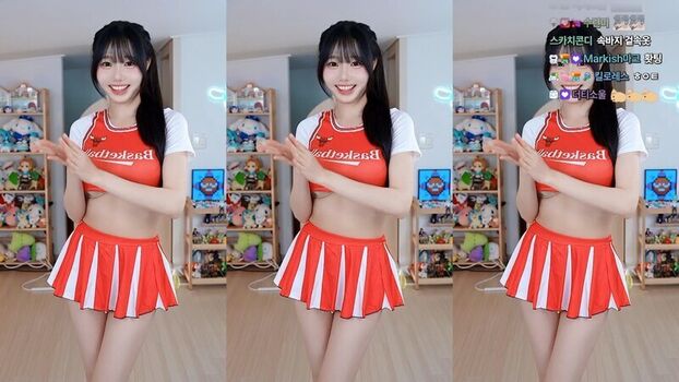 Full leaked Sooflower private onlyfans photo