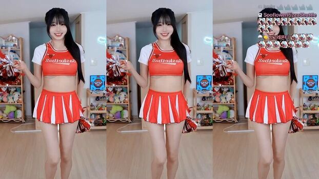 Full leaked Sooflower private onlyfans photo