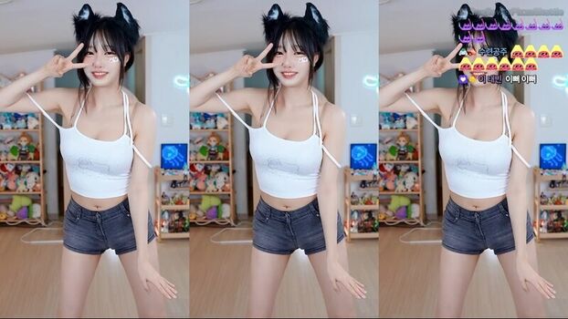Full leaked Sooflower private onlyfans photo
